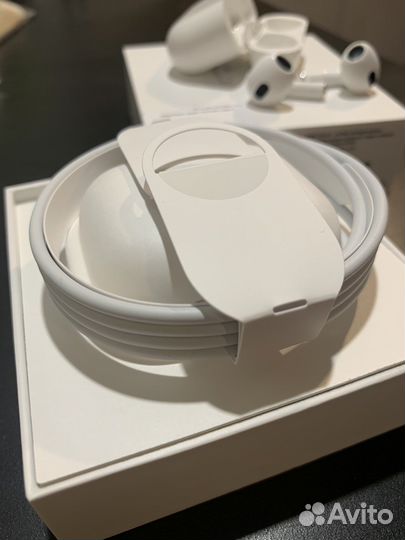 Apple Airpods 3rd generation Оригинал