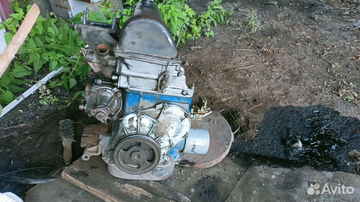 Продам двигатель 2103