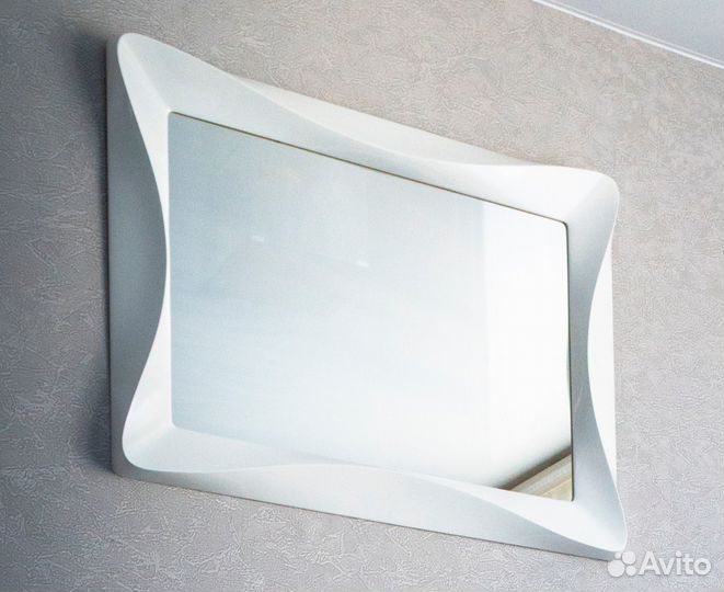 Зеркало настенное в раме бу