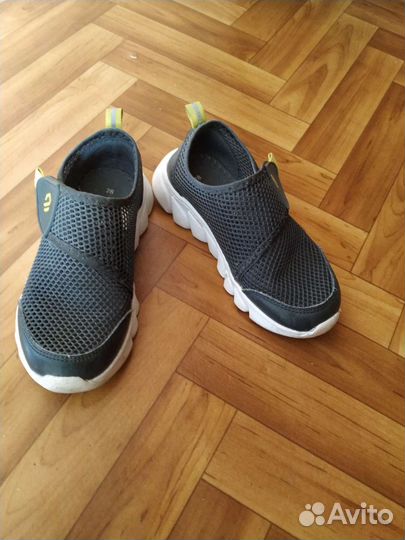 Кроссовки летние