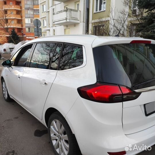 Opel Zafira 2.0 AT, 2012, 171 200 км