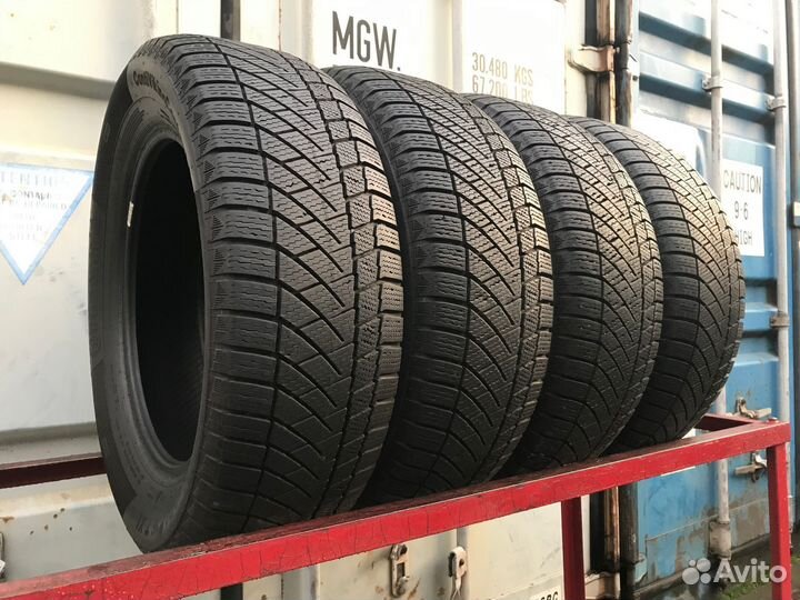 Continental ContiVikingContact 6 205/60 R16 96T