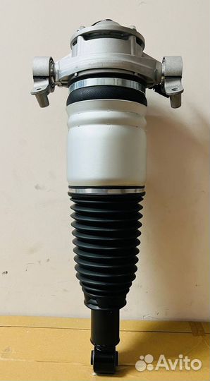 Задний амортизатор Porsche Cayenne 958