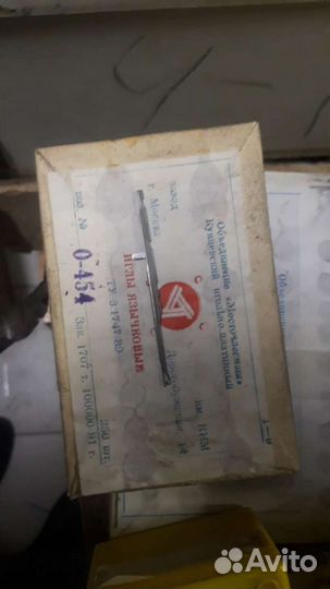 Иглы язычковые и швейные ассортименте