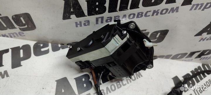 Парковочная камера задняя Volkswagen Passat Cc 358