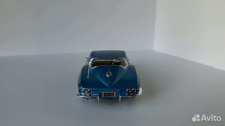 Chevrolet corvette 1965 1:18