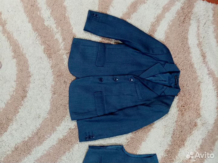 Школьный костюм тройка