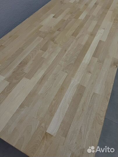 Стол деревянный