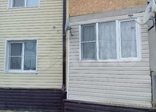 3-к. квартира, 68 м², 1/3 эт.