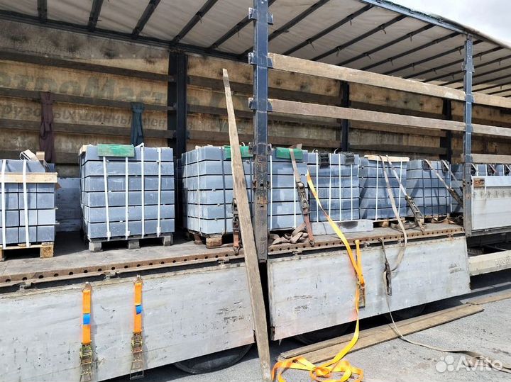 Памятники из гранита оптом габбро диабаз