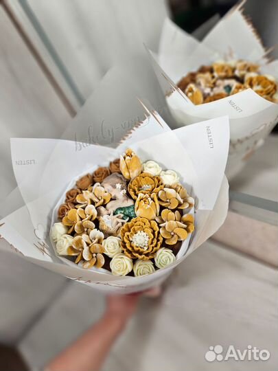 Клубника в шоколаде букеты / шоколадные цветы