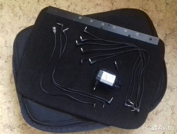 Педалборд для педалей с распределителем питания