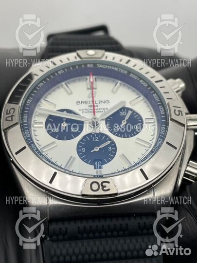 Часы Breitling Chronomat B01 44mm