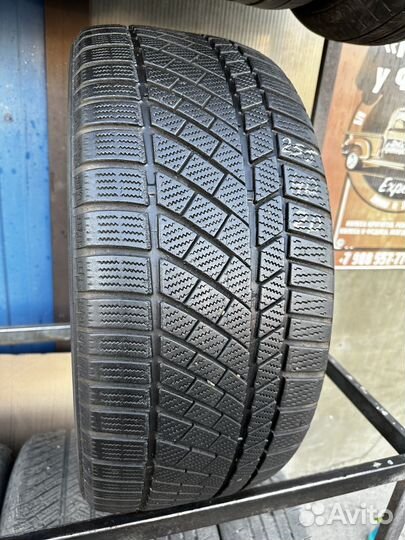 Continental ContiWinterContact TS 830 P 255/40 R20 101V