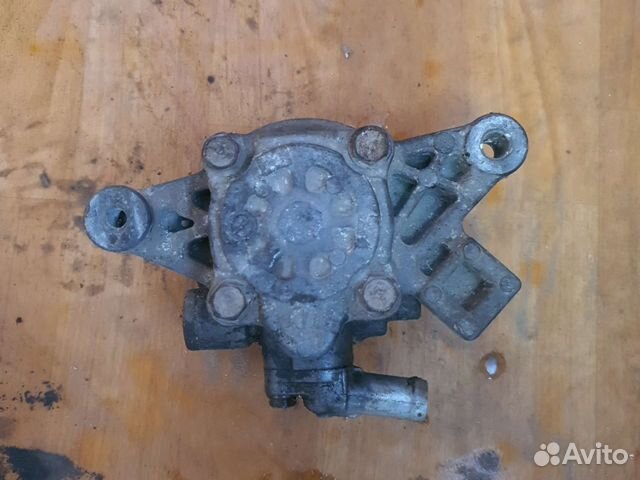 Насос гур Honda CR-V 1 (56110P3F013)