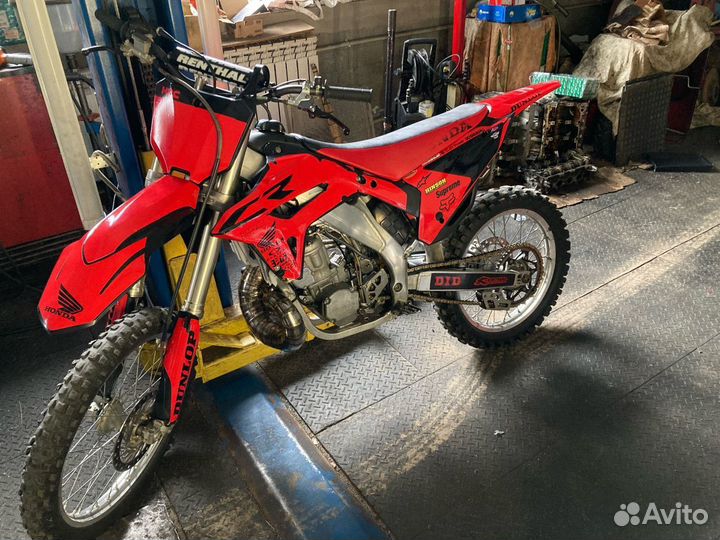 Honda cr250r