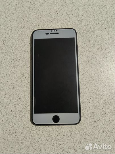 iPhone 8 Plus, 64 ГБ