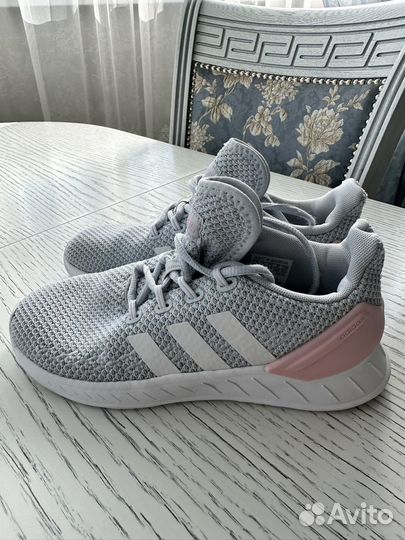 Кроссовки adidas для девочки 33 размер