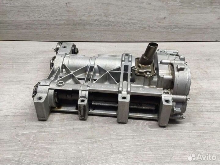 Балансировочный вал масляный насос Mercedes M271