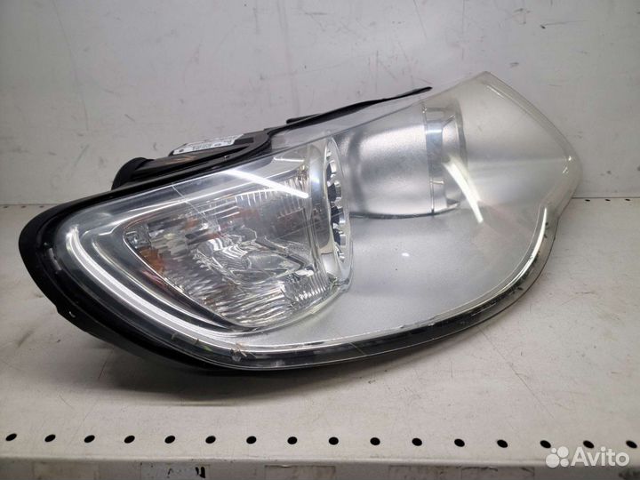 Фара правая VW Touareg 7L6941032B