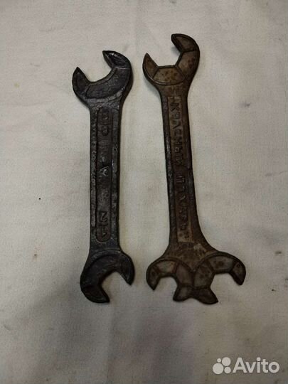 Старинные гаечные ключи