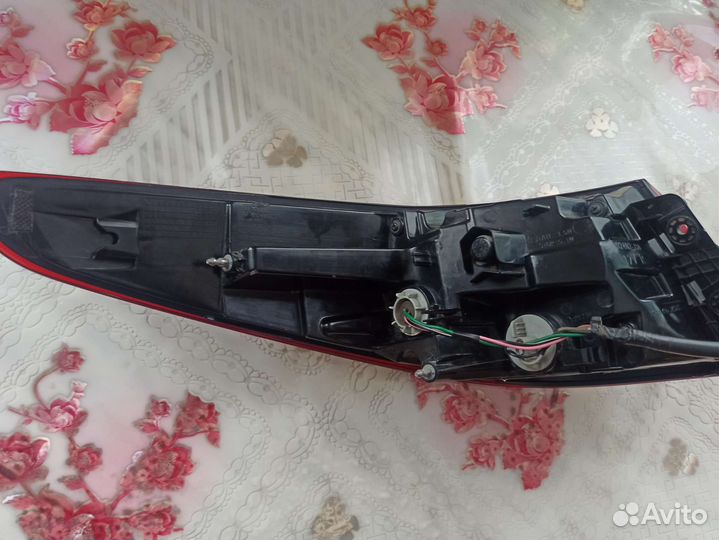 Задние фонарь kia rio4 LED