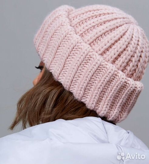 Тёплая зимняя шапка женская розовая новая