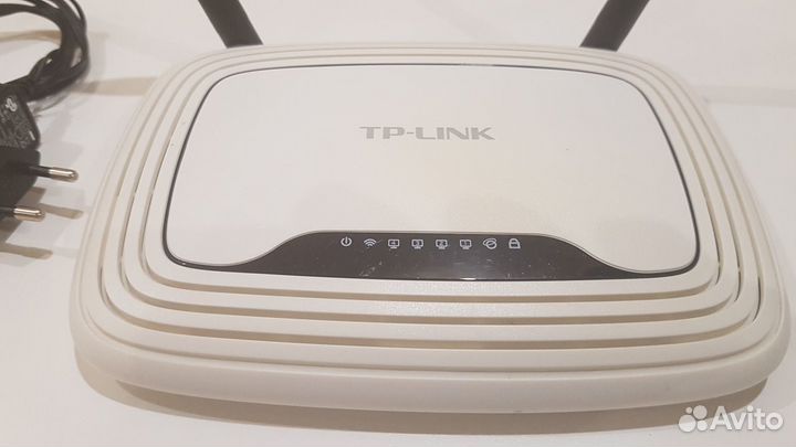 Маршрутизатор - роутер TP-link TL-WR841N