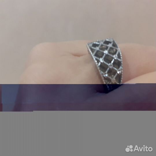 Серебряное кольцо женское