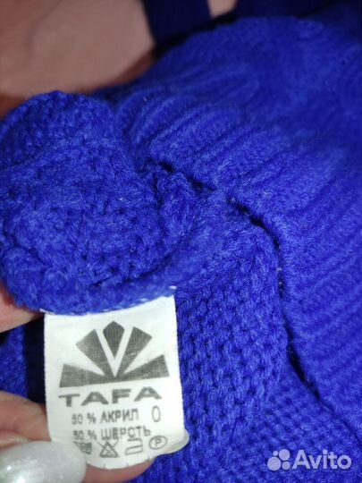 Свитер с шерстью в составе