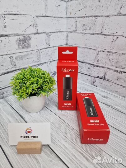 TV Stick XS97 4К HDR10+ android tv