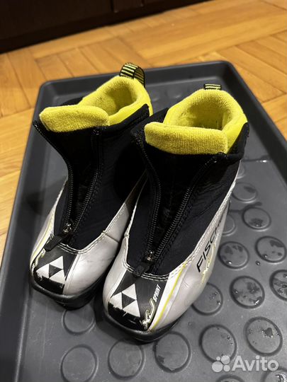 Лыжные ботинки fischer 30