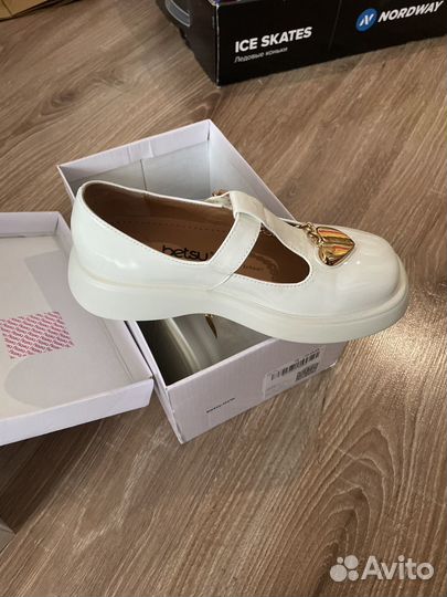 Туфли для девочки 34