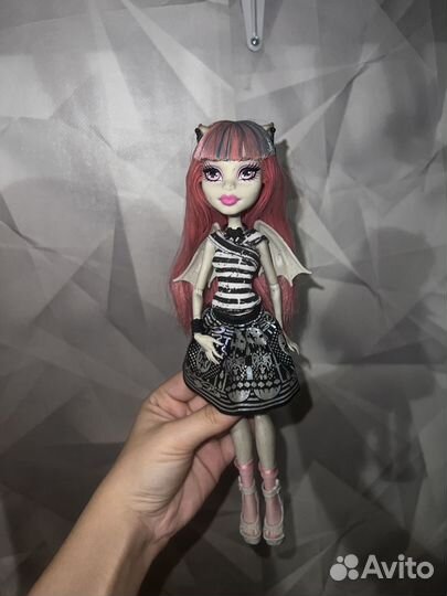Монстер хай базовая рошель гойл кукла