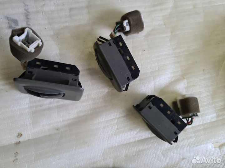 Кнопка стеклоподъемника Kia Sportage 2006