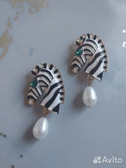 Эффектные броши 