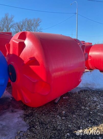 Пластиковая ёмкость TR касс 5000 л красная