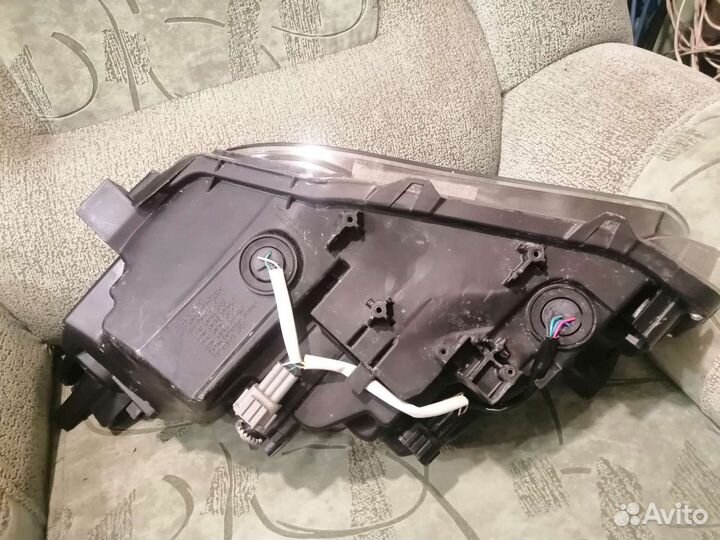 Правая фара infiniti Q50 Led (не адаптив)