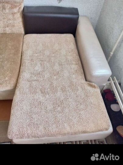 Кожаный угловой диван бу