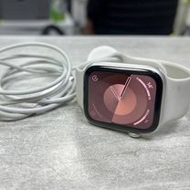 Apple Watch Series SE Gen 2 44 мм (6)