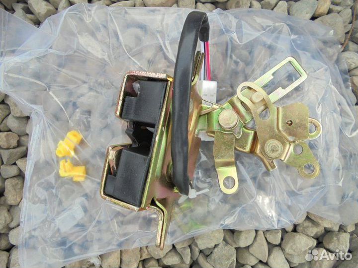 Замок багажника Toyota Caldina ST191