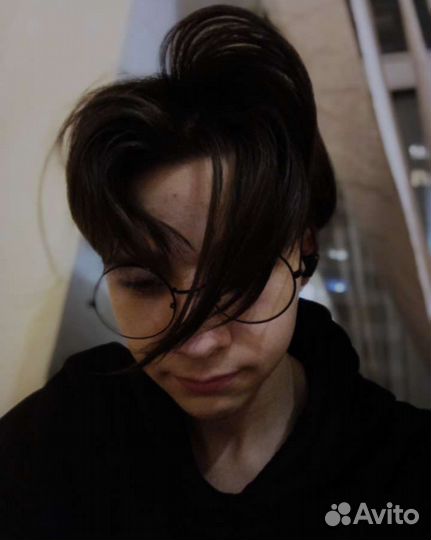 Официант, оператор колл центра, smm, бармен