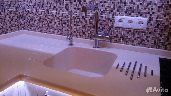 Столешницы из искусственного камня