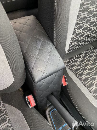 Подлокотник -бар