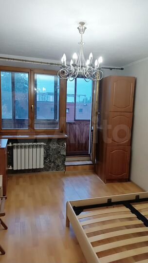 2-к. квартира, 42 м², 4/9 эт.