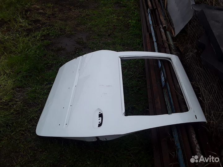 Двери задние на largus левая