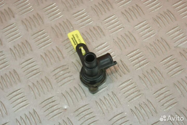 Горловина радиатора Kawasaki ZZR250