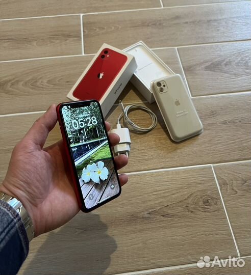 iPhone 11, 128 ГБ