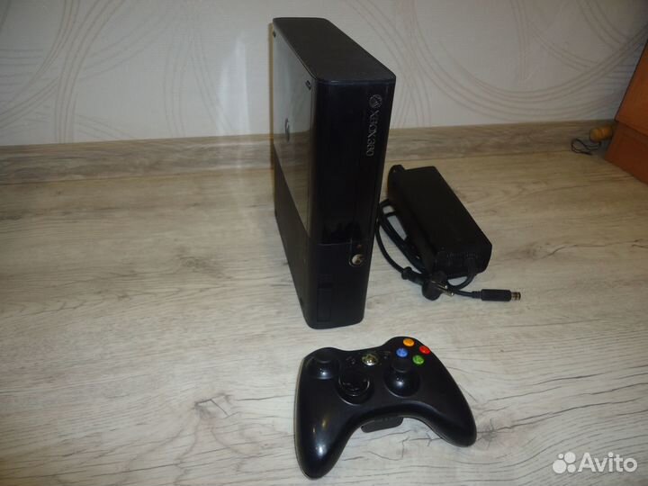 Xbox 360E прошита (Freeboot) 320Gb