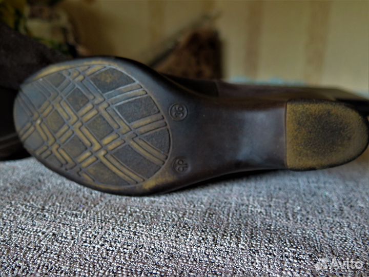 Туфли на танкетке р.36